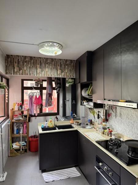 576 Hougang Avenue 4, 576 Hougang Avenue 4, Hougang / Punggol / Sengkang, Room Rental, 70 sqft, HDB Flat For Rent, by Eric Tay CK, 500287476 - Kitchen - PropertyGuru.com.sg