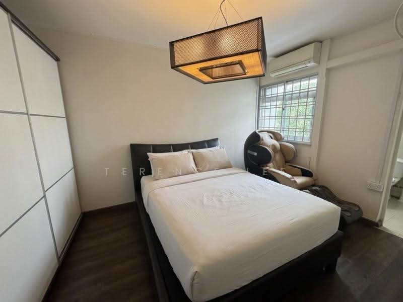 102 Woodlands Street 13, 102 Woodlands Street 13, Admiralty / Woodlands, 2 Bedrooms, 721 sqft, HDB Flat For Rent, by Terence Lee, 500287492 - Bedroom - PropertyGuru.com.sg