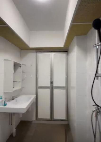 150A Corporation Drive, 150A Corporation Drive, Boon Lay / Jurong / Tuas, 1 Bedroom, 527 sqft, HDB Flat For Rent, by Katherine Khoo, 500287504 - Bathroom - PropertyGuru.com.sg
