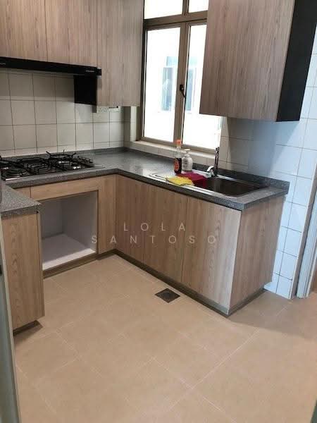 Costa Rhu, 1 Rhu Cross, East Coast / Marine Parade, 2 Bedrooms, 1,345 sqft, Condominium For Rent, by Lola Santoso, 500287509 - Kitchen - PropertyGuru.com.sg