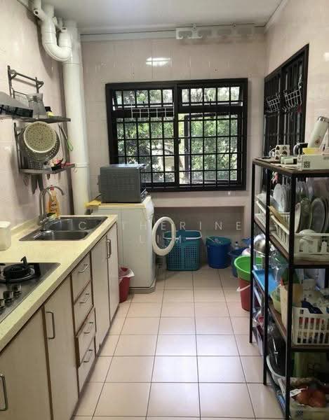 260A Sengkang East Way, 260A Sengkang East Way, Hougang / Punggol / Sengkang, 3 Bedrooms, 969 sqft, HDB Flat For Rent, by Catherine Lim, 500287528 - Kitchen - PropertyGuru.com.sg