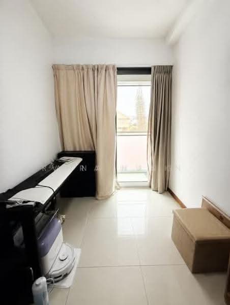 Presto @ Upper Serangoon, 528 Upper Serangoon Road, Hougang / Punggol / Sengkang, 1 Bedroom, 420 sqft, Condominium For Sale, by Raina Husin, 500287555 - Living Room - PropertyGuru.com.sg