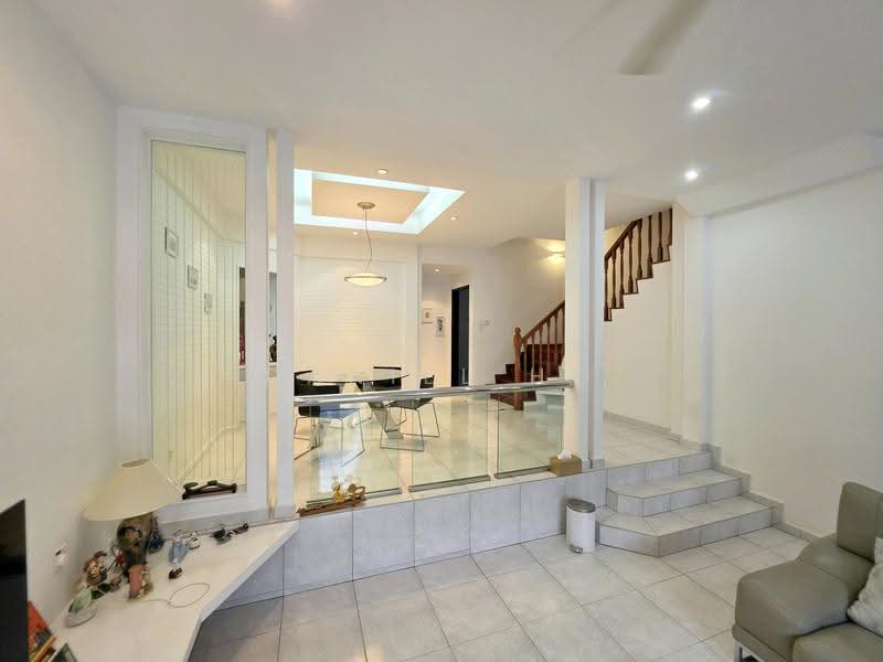 Canary Park, Jalan Simpang Bedok, Bedok / Upper East Coast, 4 Bedrooms, 2,300 sqft, Terraced House For Rent, by Daniel Ho, 500287556 - Dining Room - PropertyGuru.com.sg