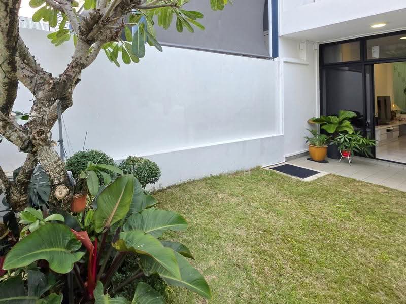 Canary Park, Jalan Simpang Bedok, Bedok / Upper East Coast, 4 Bedrooms, 2,300 sqft, Terraced House For Rent, by Daniel Ho, 500287558 - Exterior - PropertyGuru.com.sg