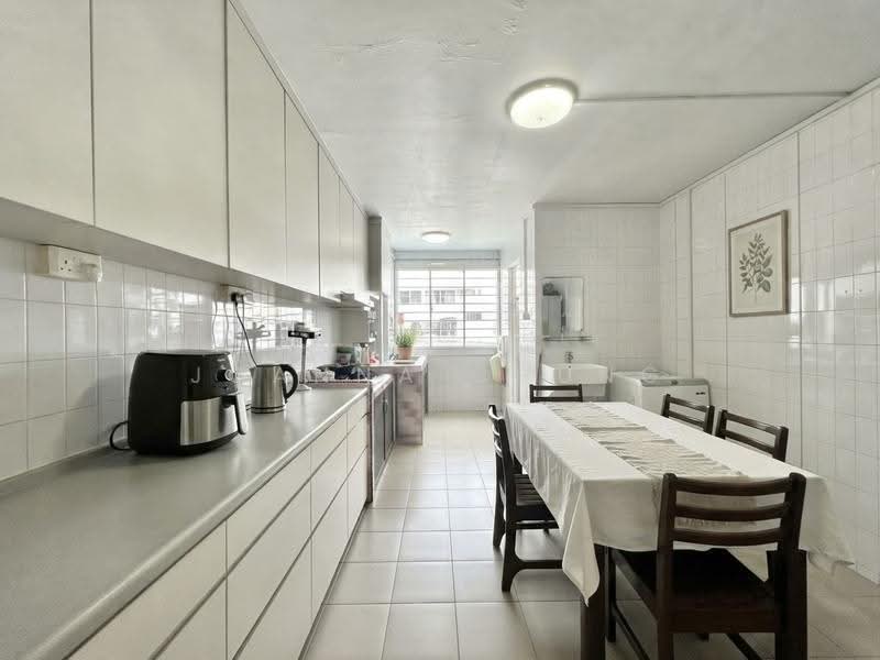 234 Bukit Panjang Ring Road, 234 Bukit Panjang Ring Road, Dairy Farm / Bukit Panjang / Choa Chu Kang, 3 Bedrooms, 1,141 sqft, HDB Flat For Sale, by Joanna Chung, 500287562 - Kitchen - PropertyGuru.com.sg
