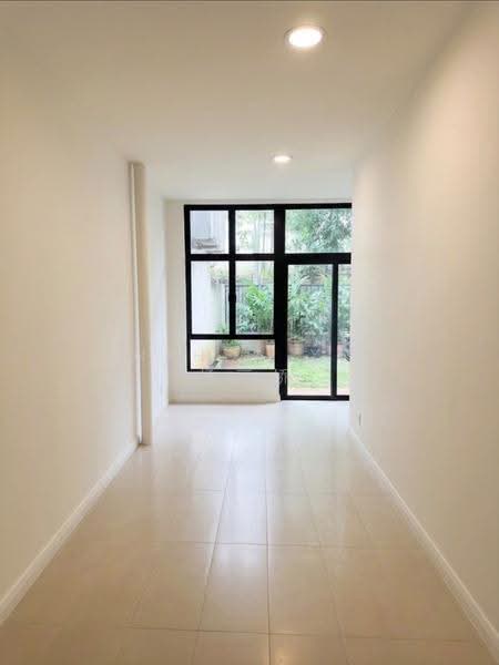 Jalan mutiara inter terrace, jalan mutiara, Orchard / River Valley, 4 Bedrooms, 2,400 sqft, Terraced House For Rent, by Anthea Yeo 杨丽娇, 500287575 - Interior - PropertyGuru.com.sg