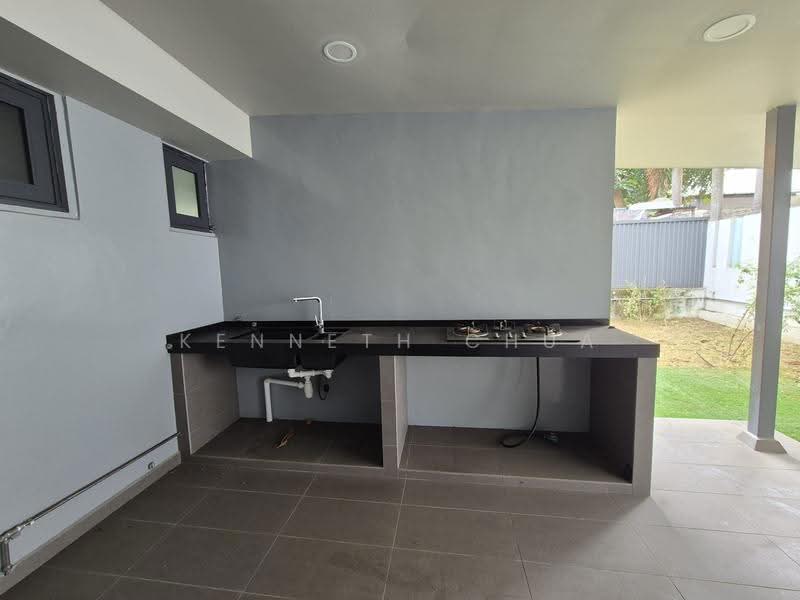 Jalan Segam, Jalan Segam, Bedok / Upper East Coast, 4 Bedrooms, 2,700 sqft, Semi-Detached House For Rent, by Kenneth Chua, 500287576 - Kitchen - PropertyGuru.com.sg