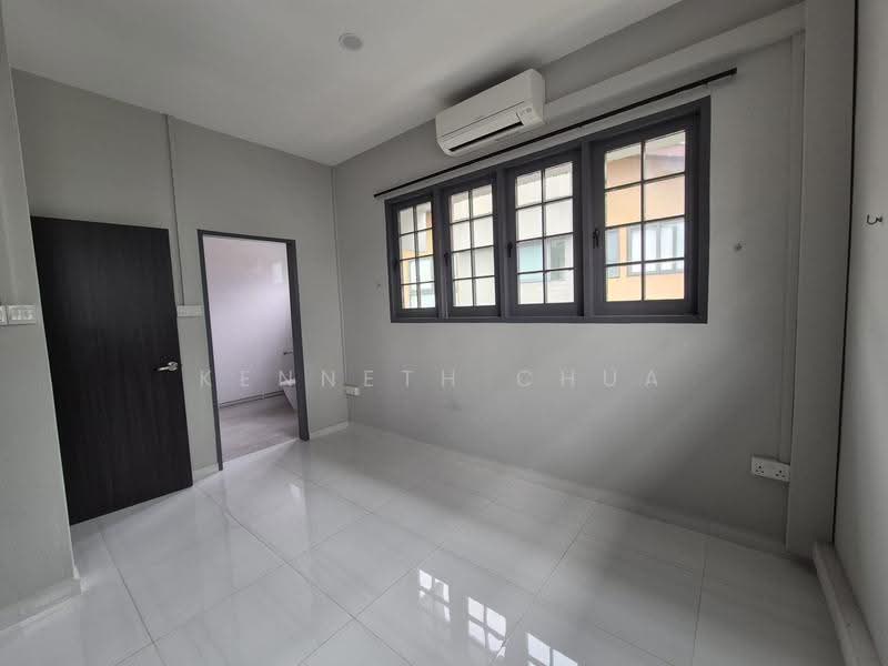 Jalan Segam, Jalan Segam, Bedok / Upper East Coast, 4 Bedrooms, 2,700 sqft, Semi-Detached House For Rent, by Kenneth Chua, 500287576 - Interior - PropertyGuru.com.sg