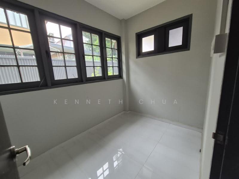 Jalan Segam, Jalan Segam, Bedok / Upper East Coast, 4 Bedrooms, 2,700 sqft, Semi-Detached House For Rent, by Kenneth Chua, 500287576 - Interior - PropertyGuru.com.sg