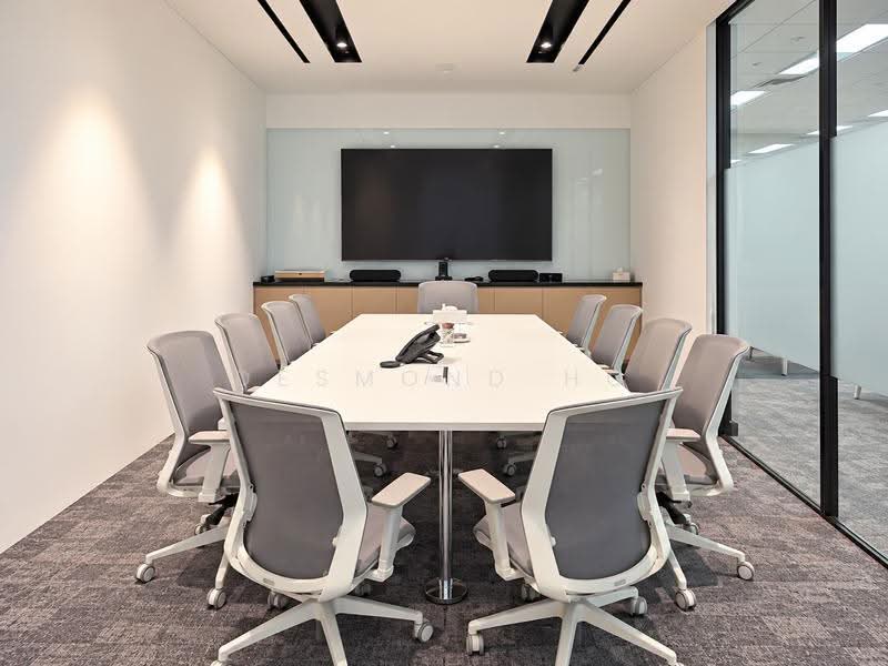 UE Square, 83 Clemenceau Avenue, Orchard / River Valley, 2,242 sqft, Office For Rent, by Desmond Ho, 500287578 - Meeting Room - CommercialGuru.com.sg