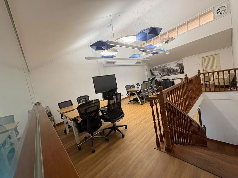 Tanjong Pagar! Stylish-fitted shophouse office. MRT MRT, Bukit Pasoh Road, Tanjong Pagar Road, Keong Saik Road, Boat Quay / Raffles Place / Marina, 1,600 sqft, Office For Rent, by Sophia Ho, 500287582 - Interior - CommercialGuru.com.sg