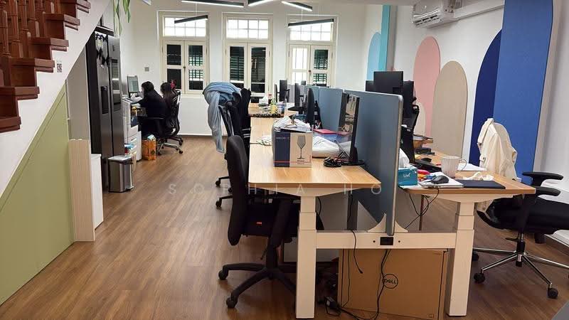 Tanjong Pagar! Stylish-fitted shophouse office. MRT MRT, Bukit Pasoh Road, Tanjong Pagar Road, Keong Saik Road, Boat Quay / Raffles Place / Marina, 1,600 sqft, Office For Rent, by Sophia Ho, 500287582 - Study - CommercialGuru.com.sg
