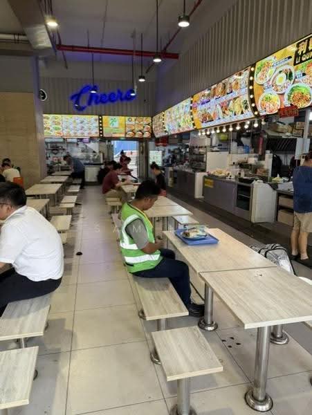 Woodlands Bizhub, 190 Woodlands Industrial Park E5, Sembawang / Yishun, 330 sqft, Warehouse For Rent, by Sam Lee, 500287585 - CommercialGuru.com.sg