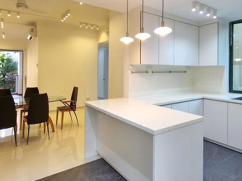 Pebble Bay, 130 Tanjong Rhu Road, East Coast / Marine Parade, 2 Bedrooms, 1,302 sqft, Condominium For Sale, by Daniel Ho, 500287588 - Dining Room - PropertyGuru.com.sg