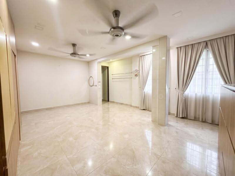 Tai Hwan Garden, Tai Hwan Heights, Hougang / Punggol / Sengkang, 7 Bedrooms, 15,000 sqft, Terraced House For Sale, by PRISCILLA LEONG LIYI, 500287601 - Bed Room - PropertyGuru.com.sg