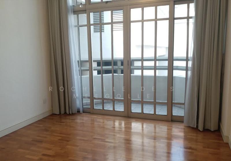 Leonie Condotel, 2 Leonie Hill Road, Orchard / River Valley, 4 Bedrooms, 4,843 sqft, Condominium For Rent, by Rochelle De S Meegolle, 500287604 - Balcony - PropertyGuru.com.sg