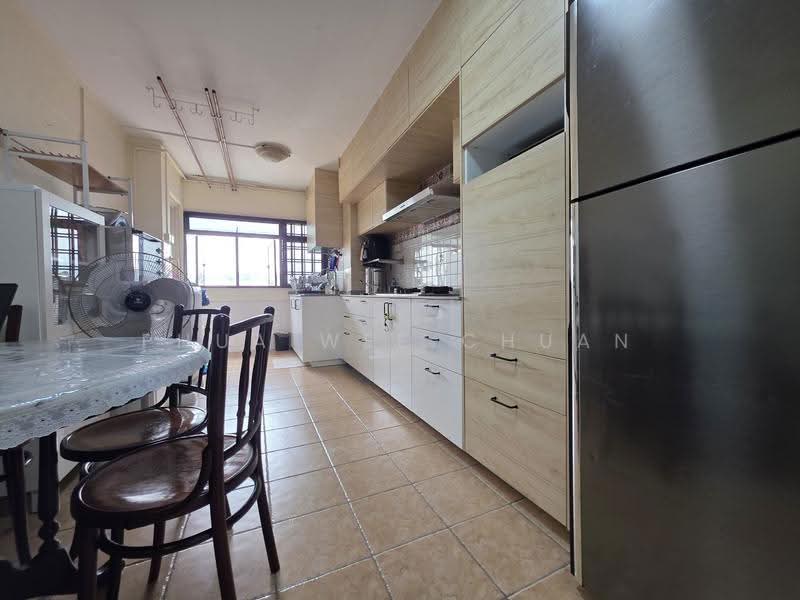 109 Tampines Street 11, 109 Tampines Street 11, Pasir Ris / Tampines, 2 Bedrooms, 796 sqft, HDB Flat For Rent, by Phua Wee Chuan, 500287605 - Kitchen - PropertyGuru.com.sg