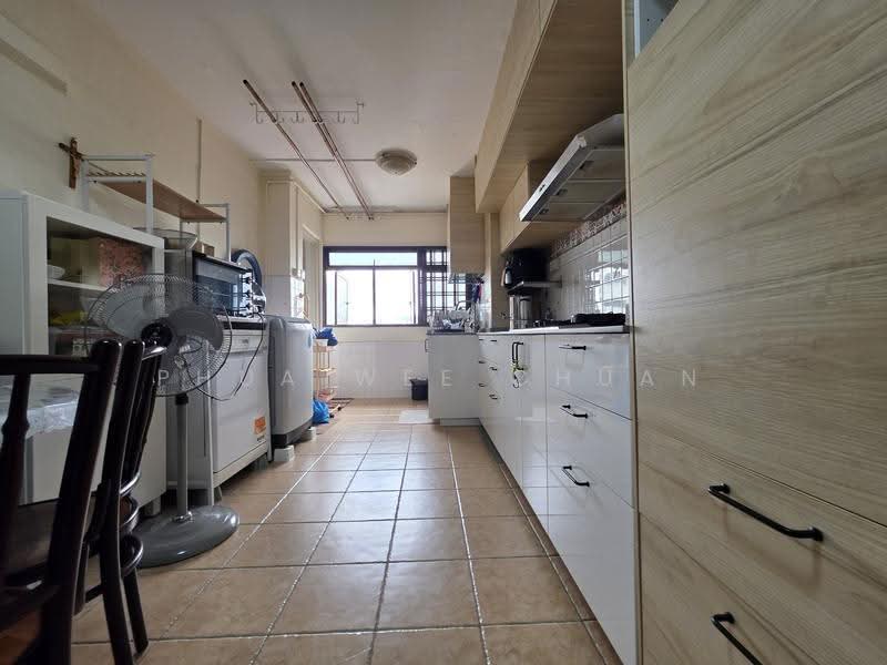 109 Tampines Street 11, 109 Tampines Street 11, Pasir Ris / Tampines, 2 Bedrooms, 796 sqft, HDB Flat For Rent, by Phua Wee Chuan, 500287605 - Kitchen - PropertyGuru.com.sg