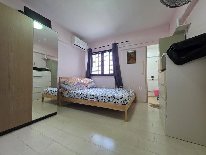109 Tampines Street 11, 109 Tampines Street 11, Pasir Ris / Tampines, 2 Bedrooms, 796 sqft, HDB Flat For Rent, by Phua Wee Chuan, 500287605 - Bedroom - PropertyGuru.com.sg
