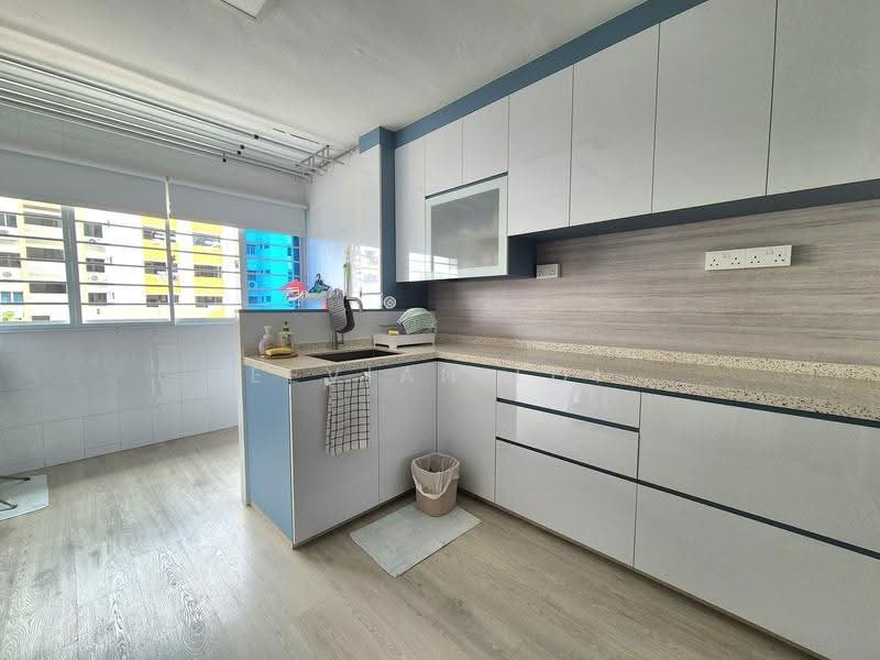 523 Ang Mo Kio Avenue 5, 523 Ang Mo Kio Avenue 5, Ang Mo Kio / Bishan / Thomson, 2 Bedrooms, 882 sqft, HDB Flat For Sale, by Eevian Loi, 500287612 - Kitchen - PropertyGuru.com.sg