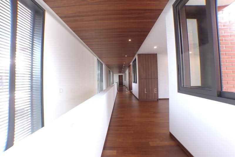 Jalan Kakatua/ Jalan Layang Layang/ Jalan Selanting, Jalan Kakatua/ Jalan Layang Layang/ Jalan Selanting, Clementi Park / Upper Bukit Timah, 6 Bedrooms, 16,000 sqft, Detached House For Sale, by Douglas Lee, 500287615 - Corridor - PropertyGuru.com.sg