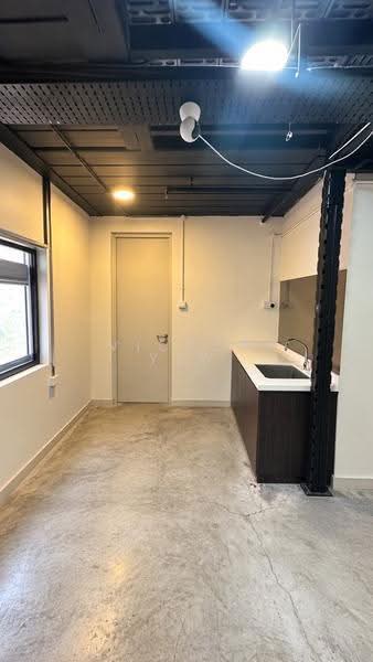 BS Centre, 243 Alexandra Road, Alexandra / Commonwealth, 2,908 sqft, Light Industrial (B1) For Rent, by Victor Yeo, 500287625 - Interior - CommercialGuru.com.sg