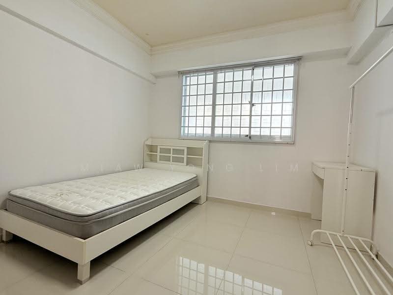 279 Yishun Street 22, 279 Yishun Street 22, Sembawang / Yishun, 3 Bedrooms, 904 sqft, HDB Flat For Rent, by Miaw Yong Lim, 500287626 - Bedroom - PropertyGuru.com.sg