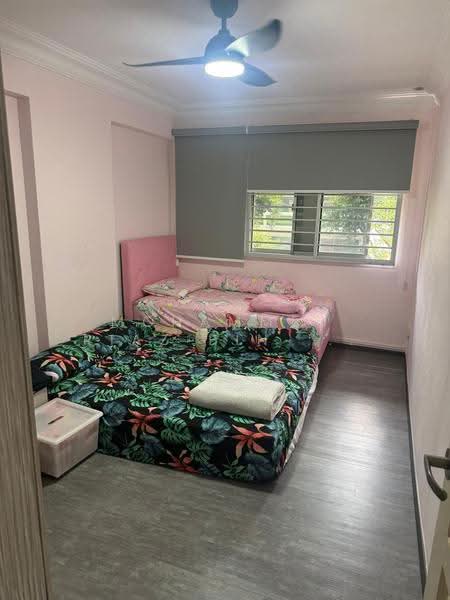 566 Hougang Street 51, 566 Hougang Street 51, Hougang / Punggol / Sengkang, 3 Bedrooms, 1,119 sqft, HDB Flat For Sale, by Mohammed Riaz Bin Mohd Salleh, 500287639 - Bedroom - PropertyGuru.com.sg