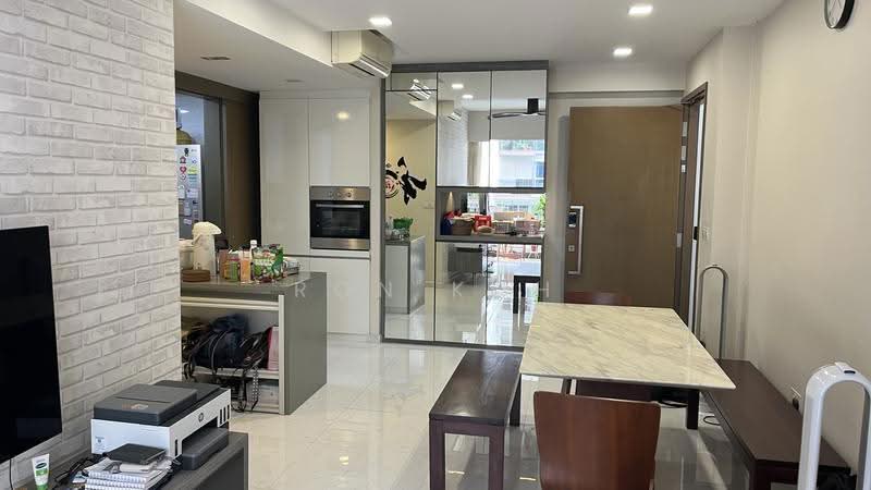 CityLife @ Tampines, 57 Tampines Central 7, Pasir Ris / Tampines, 3 Bedrooms, 1,130 sqft, Condominium For Sale, by Ron Koh, 500287641 - Kitchen - PropertyGuru.com.sg