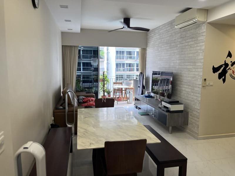 CityLife @ Tampines, 57 Tampines Central 7, Pasir Ris / Tampines, 3 Bedrooms, 1,130 sqft, Condominium For Sale, by Ron Koh, 500287641 - Living Room - PropertyGuru.com.sg