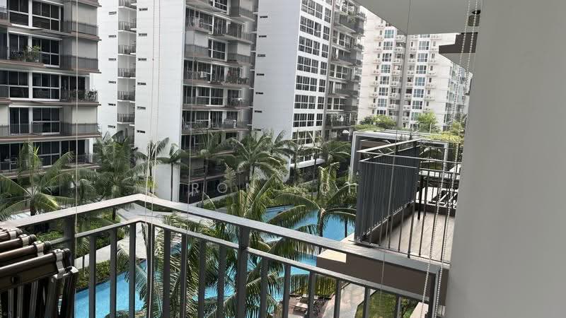 CityLife @ Tampines, 57 Tampines Central 7, Pasir Ris / Tampines, 3 Bedrooms, 1,130 sqft, Condominium For Sale, by Ron Koh, 500287641 - Balcony - PropertyGuru.com.sg