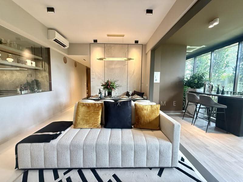 Kassia, 31 Flora Drive, Changi Airport / Changi Village, 4 Bedrooms, 1,345 sqft, Condominium For Sale, by Zhong Xiaomei, 500287655 - Living Room - PropertyGuru.com.sg