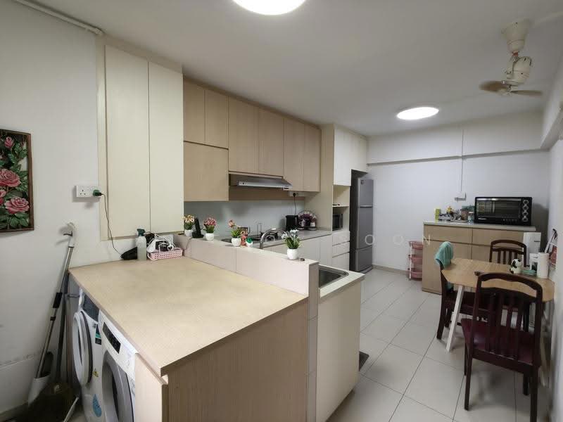 906 Jurong West Street 91, 906 Jurong West Street 91, Boon Lay / Jurong / Tuas, 2 Bedrooms, 1,518 sqft, HDB Flat For Rent, by Lam Fook Soon, 500287668 - Kitchen - PropertyGuru.com.sg