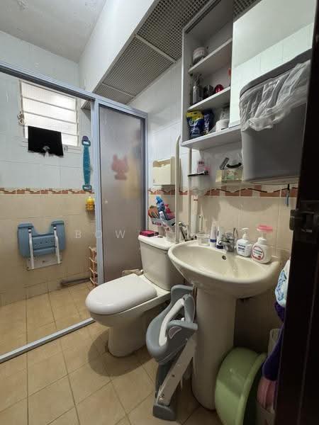 3C Upper Boon Keng Road, 3C Upper Boon Keng Road, Eunos / Geylang / Paya Lebar, 3 Bedrooms, 969 sqft, HDB Flat For Sale, by Bowie Neo, 500287675 - Bathroom - PropertyGuru.com.sg