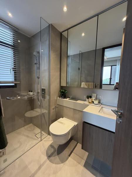Terra Hill, 18 Yew Siang Road, Buona Vista / West Coast / Clementi New Town, 4 Bedrooms, 1,851 sqft, Condominium For Sale, by Shirley Tan, 500287676 - Bathroom - PropertyGuru.com.sg