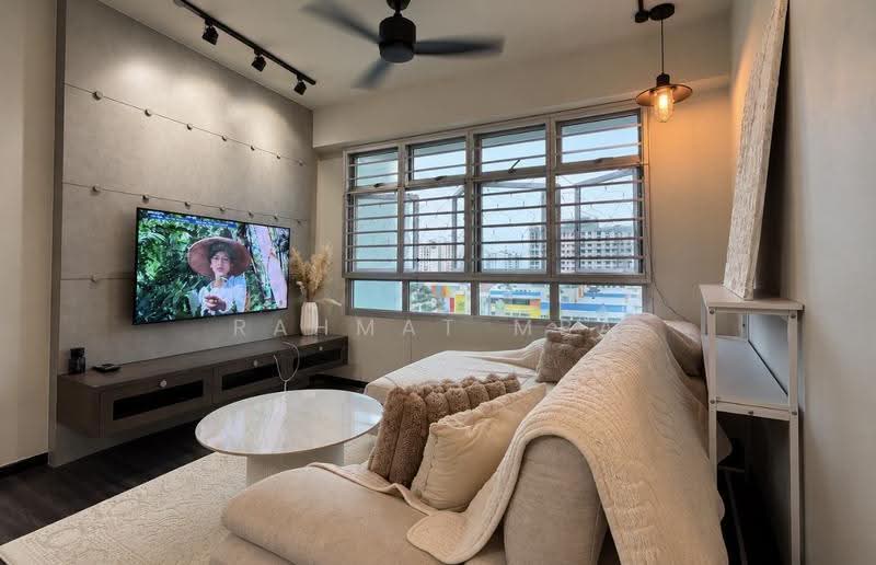 329B Anchorvale Street, 329B Anchorvale Street, Hougang / Punggol / Sengkang, 3 Bedrooms, 990 sqft, HDB Flat For Sale, by Rahmat MBA, 500287684 - Living Room - PropertyGuru.com.sg