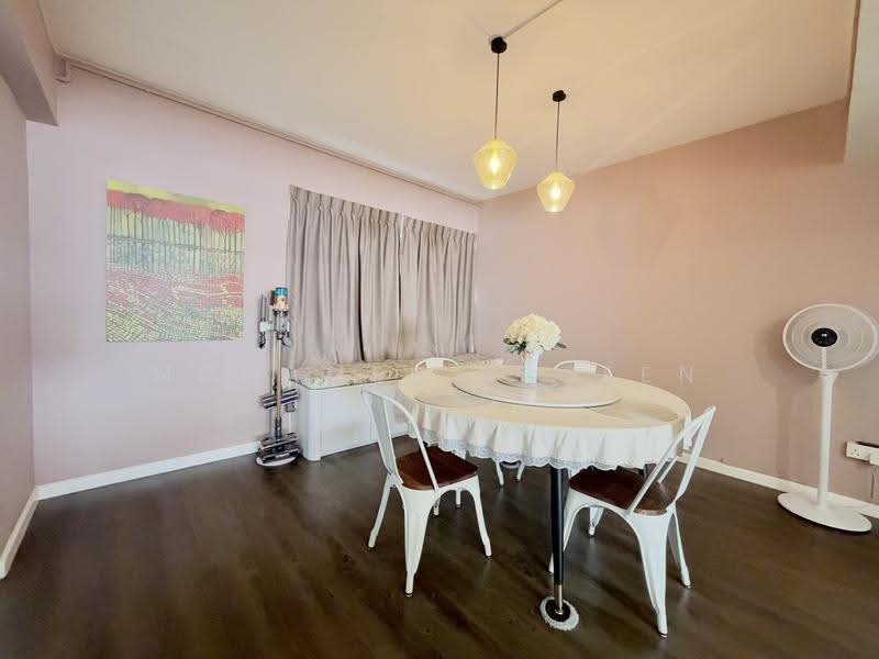 294 Tampines Street 22, 294 Tampines Street 22, Pasir Ris / Tampines, 3 Bedrooms, 1,302 sqft, HDB Flat For Sale, by Mohamed Yaseen, 500287686 - Dining Room - PropertyGuru.com.sg