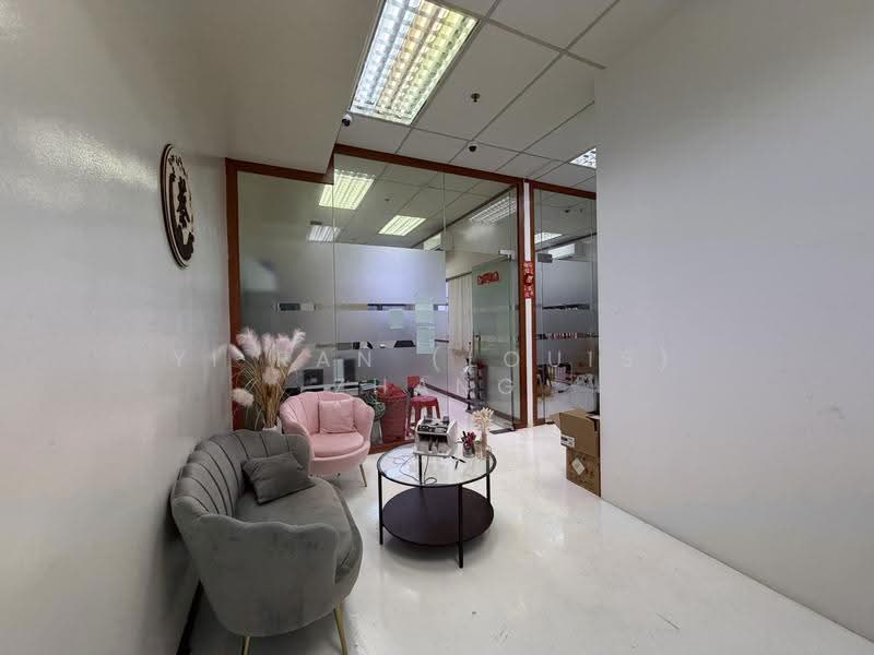 The Spire, 10 Bukit Batok Crescent, Dairy Farm / Bukit Panjang / Choa Chu Kang, 1,539 sqft, Light Industrial (B1) For Sale, by Yi Ran (Louis) Zhang, 500287692 - Interior - CommercialGuru.com.sg