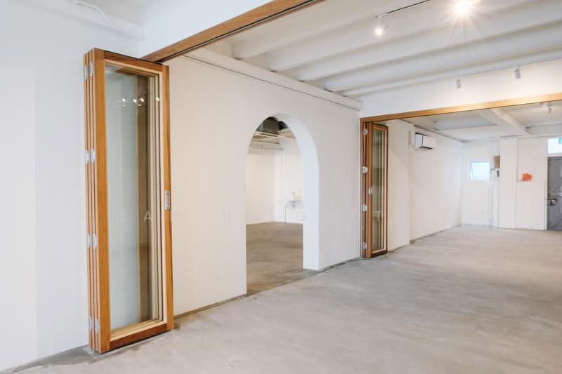 Retail Ground Floor | Kampong | Bahru Multi-concept, Alexandra / Commonwealth, 460 sqft, Other Retail For Rent, by Nantha Gattie, 500287693 - Interior - CommercialGuru.com.sg
