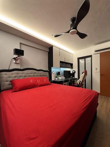 801A Keat Hong Close, 801A Keat Hong Close, Dairy Farm / Bukit Panjang / Choa Chu Kang, 2 Bedrooms, 720 sqft, HDB Flat For Sale, by Ruth Lee, 500287695 - Master Bedroom - PropertyGuru.com.sg