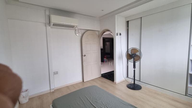 98 Bedok North Avenue 4, 98 Bedok North Avenue 4, Bedok / Upper East Coast, Room Rental, 120 sqft, HDB Flat For Rent, by Hong Chew, 500287707 - Bedroom - PropertyGuru.com.sg
