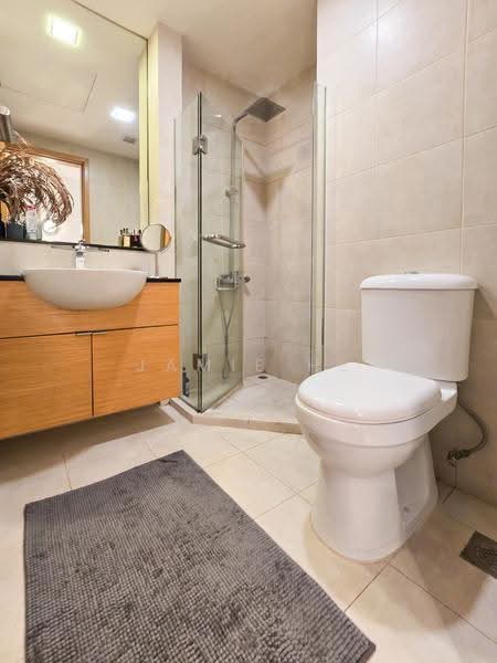 Freehold Large 2 Bedroom 680m to Dakota MRT, 69 Lor 40 Geylang, East Coast / Marine Parade, 2 Bedrooms, 958 sqft, Condominium For Sale, by Jamie He, 500287712 - Bathroom - PropertyGuru.com.sg
