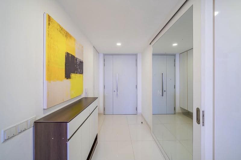 Sky Habitat, 9 Bishan Street 15, Ang Mo Kio / Bishan / Thomson, 2 Bedrooms, 711 sqft, Condominium For Rent, by Karen Tan, 500287719 - Foyer area from Entrance - PropertyGuru.com.sg