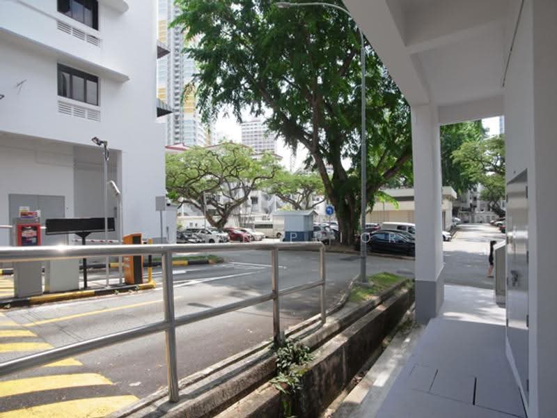 Tiong Bahru Cute Ground Floor Home Office, Nearby Tiong Bahru Walkup Apartment, Alexandra / Commonwealth, 2 Bedrooms, 875 sqft, Walk-up Apartment For Rent, by Susan Prior, 500287751 - PropertyGuru.com.sg