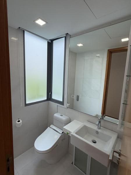 Waterfall Gardens, 8 Farrer Road, Tanglin / Holland / Bukit Timah, 4 Bedrooms, 2,196 sqft, Condominium For Sale, by Lin Yiqian, 500287755 - Bathroom - PropertyGuru.com.sg