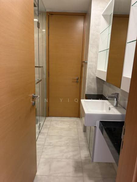 Waterfall Gardens, 8 Farrer Road, Tanglin / Holland / Bukit Timah, 4 Bedrooms, 2,196 sqft, Condominium For Sale, by Lin Yiqian, 500287755 - Bathroom - PropertyGuru.com.sg