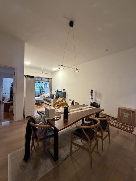 Astrid Meadows, 52 Coronation Road West, Tanglin / Holland / Bukit Timah, 3 Bedrooms, 1,356 sqft, Condominium For Rent, by Karen Tan, 500287769 - Dining Room - PropertyGuru.com.sg