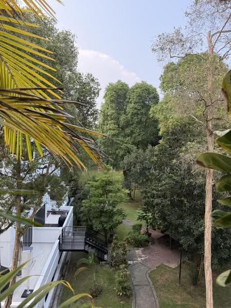 Astrid Meadows, 52 Coronation Road West, Tanglin / Holland / Bukit Timah, 3 Bedrooms, 1,356 sqft, Condominium For Rent, by Karen Tan, 500287769 - Exterior - PropertyGuru.com.sg