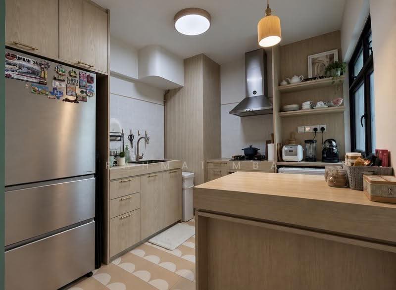 32 Eunos Crescent, 32 Eunos Crescent, Eunos / Geylang / Paya Lebar, 2 Bedrooms, 646 sqft, HDB Flat For Sale, by Rahmat MBA, 500287770 - Kitchen - PropertyGuru.com.sg