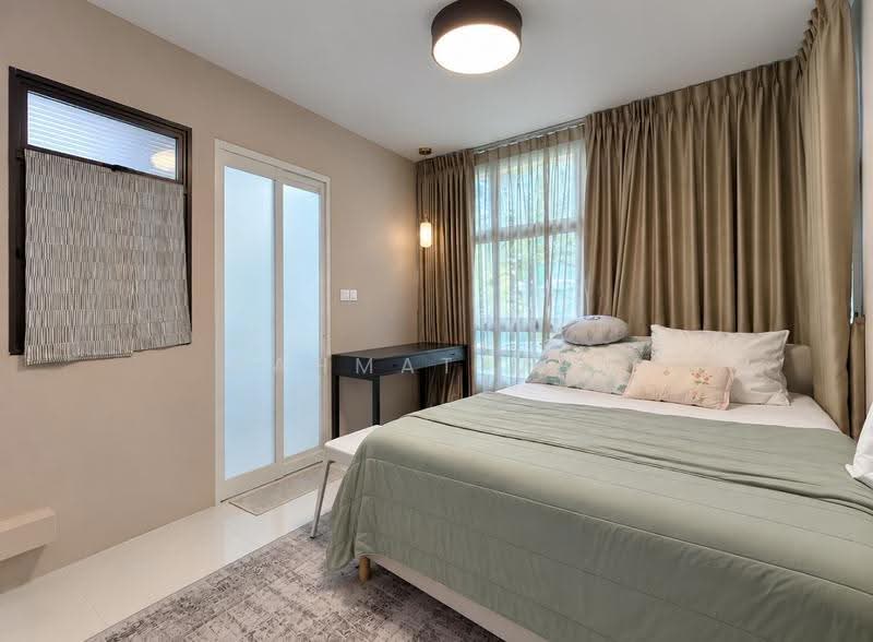 32 Eunos Crescent, 32 Eunos Crescent, Eunos / Geylang / Paya Lebar, 2 Bedrooms, 646 sqft, HDB Flat For Sale, by Rahmat MBA, 500287770 - Master Bedroom - PropertyGuru.com.sg